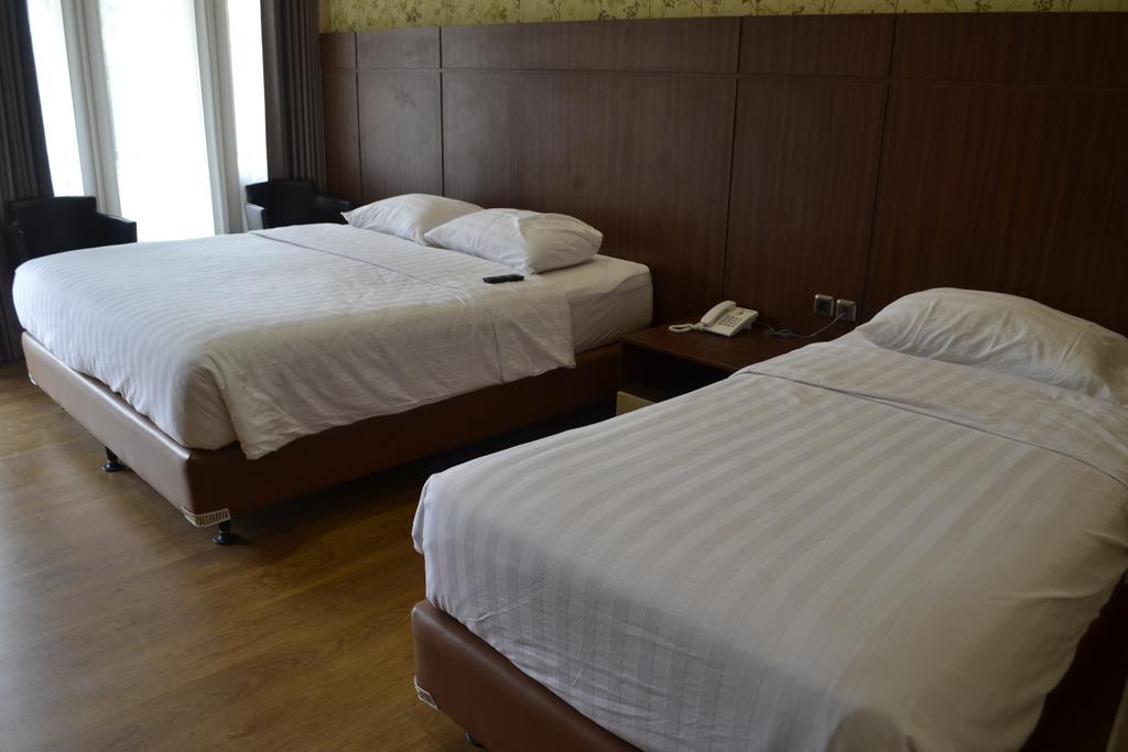 Hotel Selecta Batu  Kamer foto