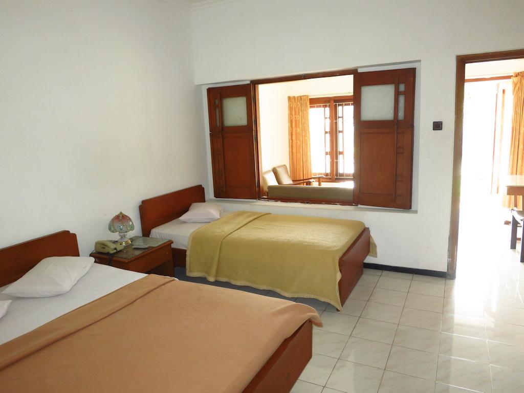 Hotel Selecta Batu  Buitenkant foto